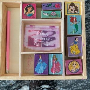 Melissa and Doug Disney Princess Stamping kit